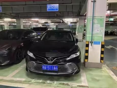 一拍 拍卖南宁市兴宁区秀厢大道东段81号保利·爱琴海南区地下室一层B1C133号车位.jpg