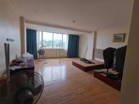 变卖 拍卖平南镇瑞雁大道汇金小区E幢商住楼301号、305号不动产.jpg